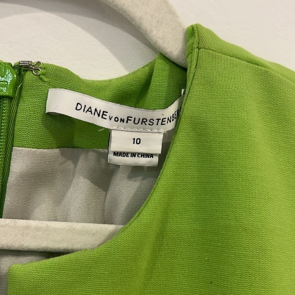 Diane Von Furstenburg Agatha Lime Green Zip front Mini Dress Size 10 - Picture 8 of 16